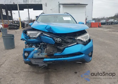 2018 Toyota Rav4 Xle из США, поврежденный, VIN 2T3RFREV6JW804556